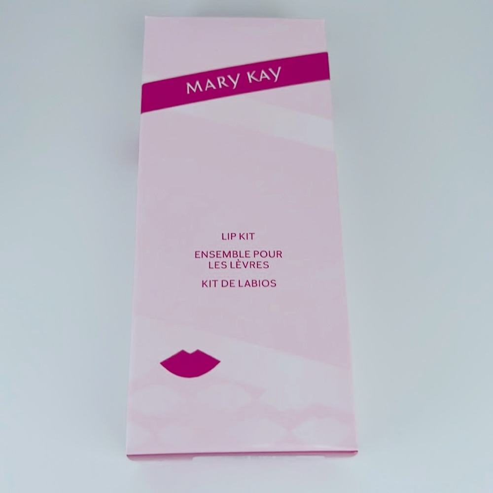 Lip kit